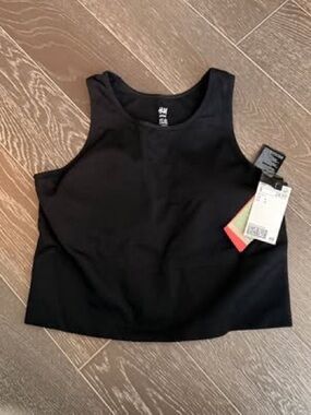 H&M Black Cropped Tank Top